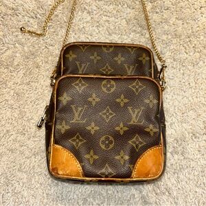 Louis Vuitton Amazone monogram Shoulder Bag / crossbody